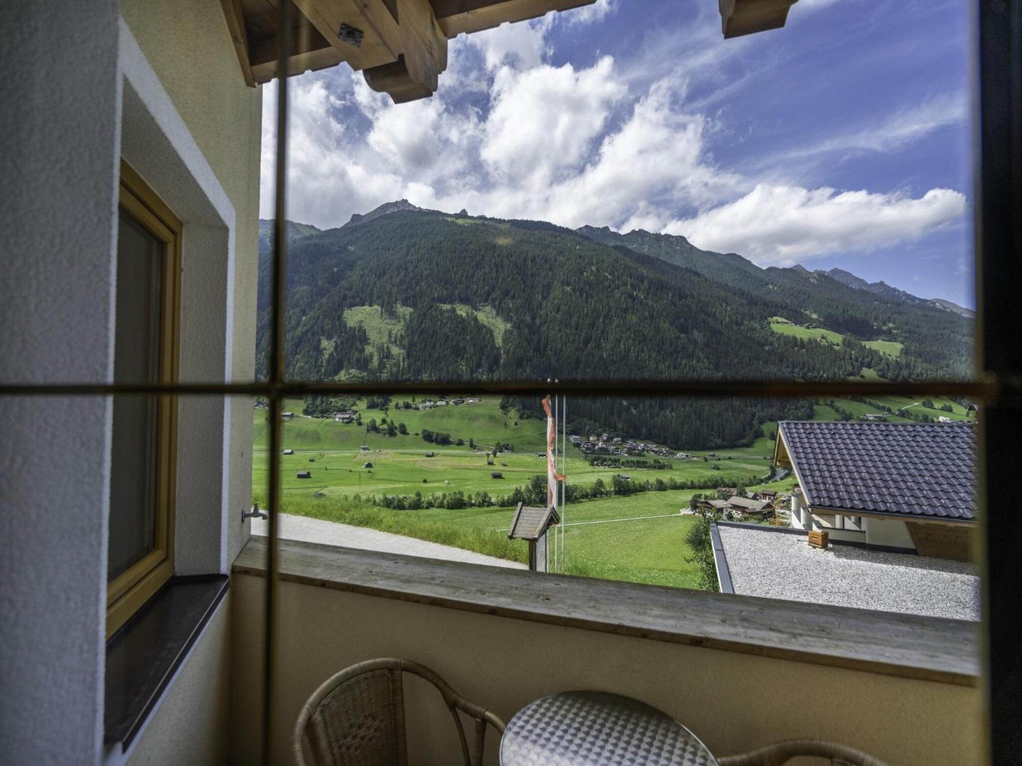 Scenic Apartment In Top Location Neustift im Stubaital Extérieur photo